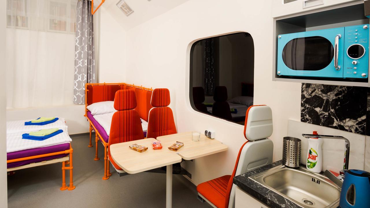 Metro Apartment Prague By Main Train And Bus Station Экстерьер фото